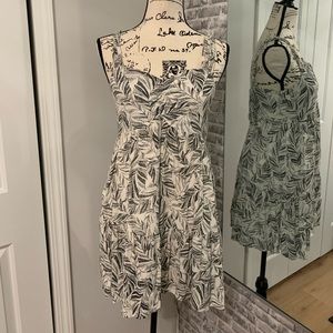 Pink lily black and white dress